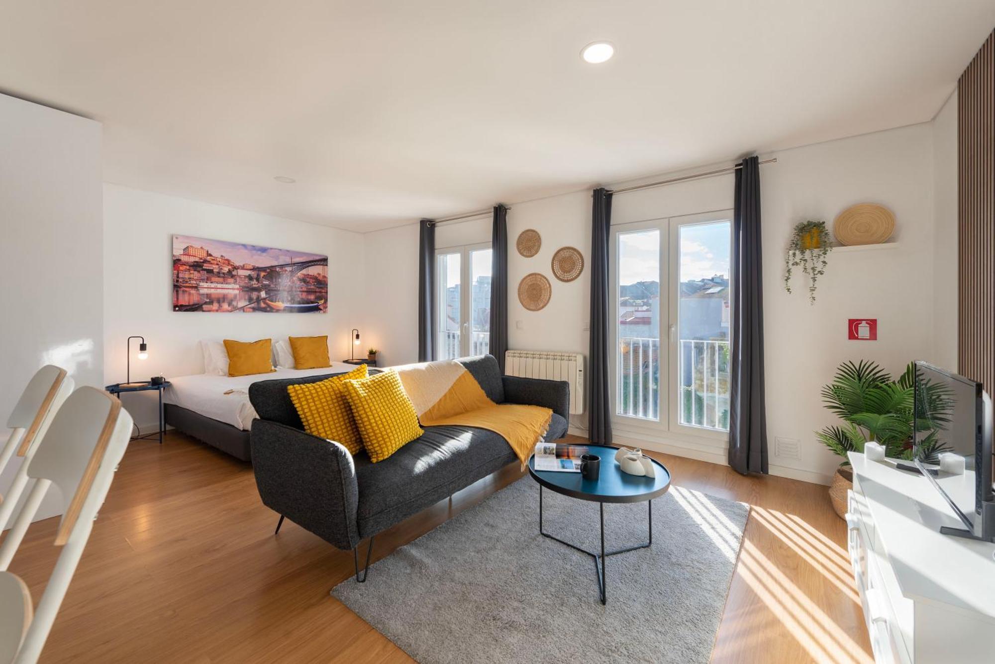 Appartamento Joivy Olimpio Studio In The Heart Of The City OOporto Esterno foto