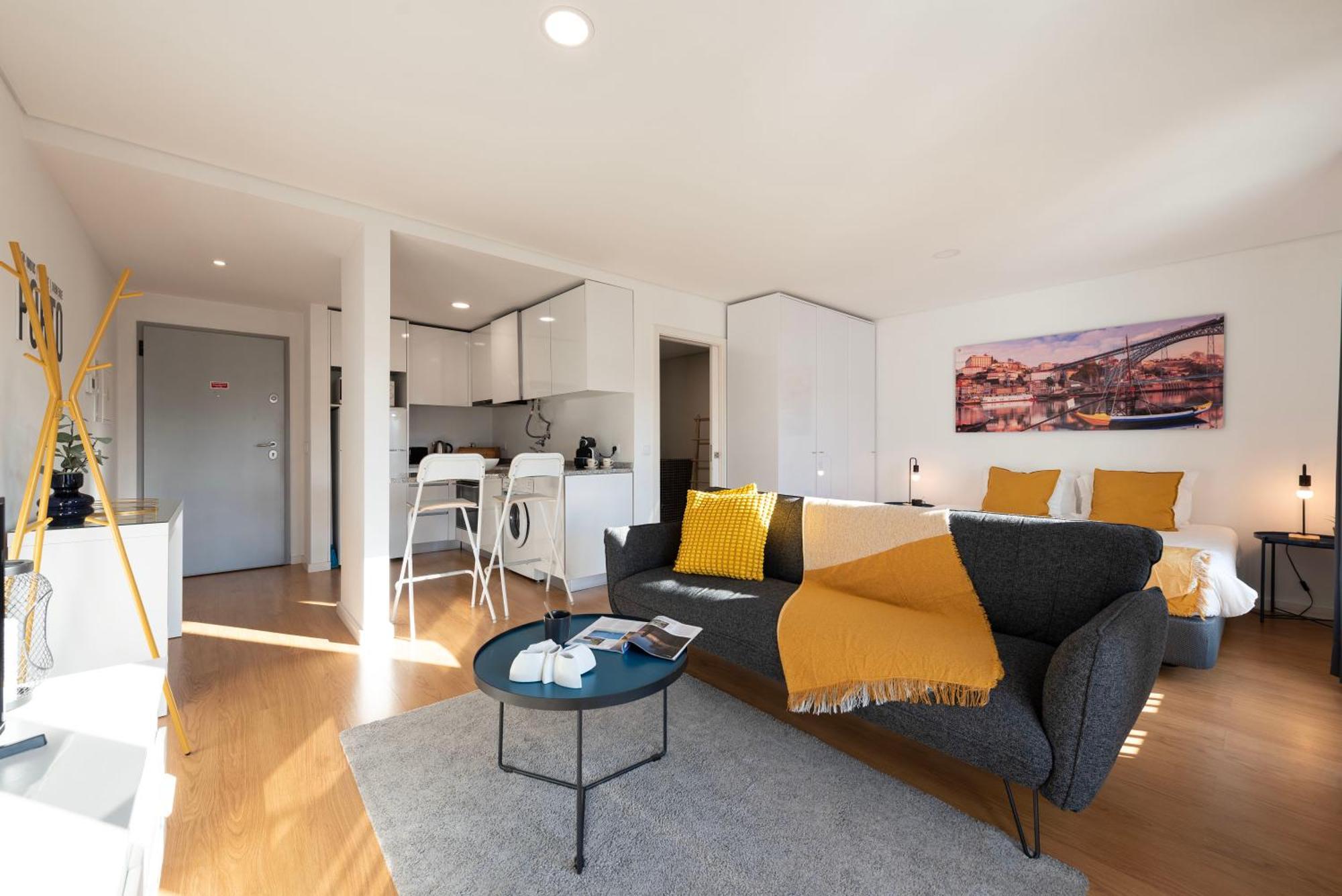 Appartamento Joivy Olimpio Studio In The Heart Of The City OOporto Esterno foto