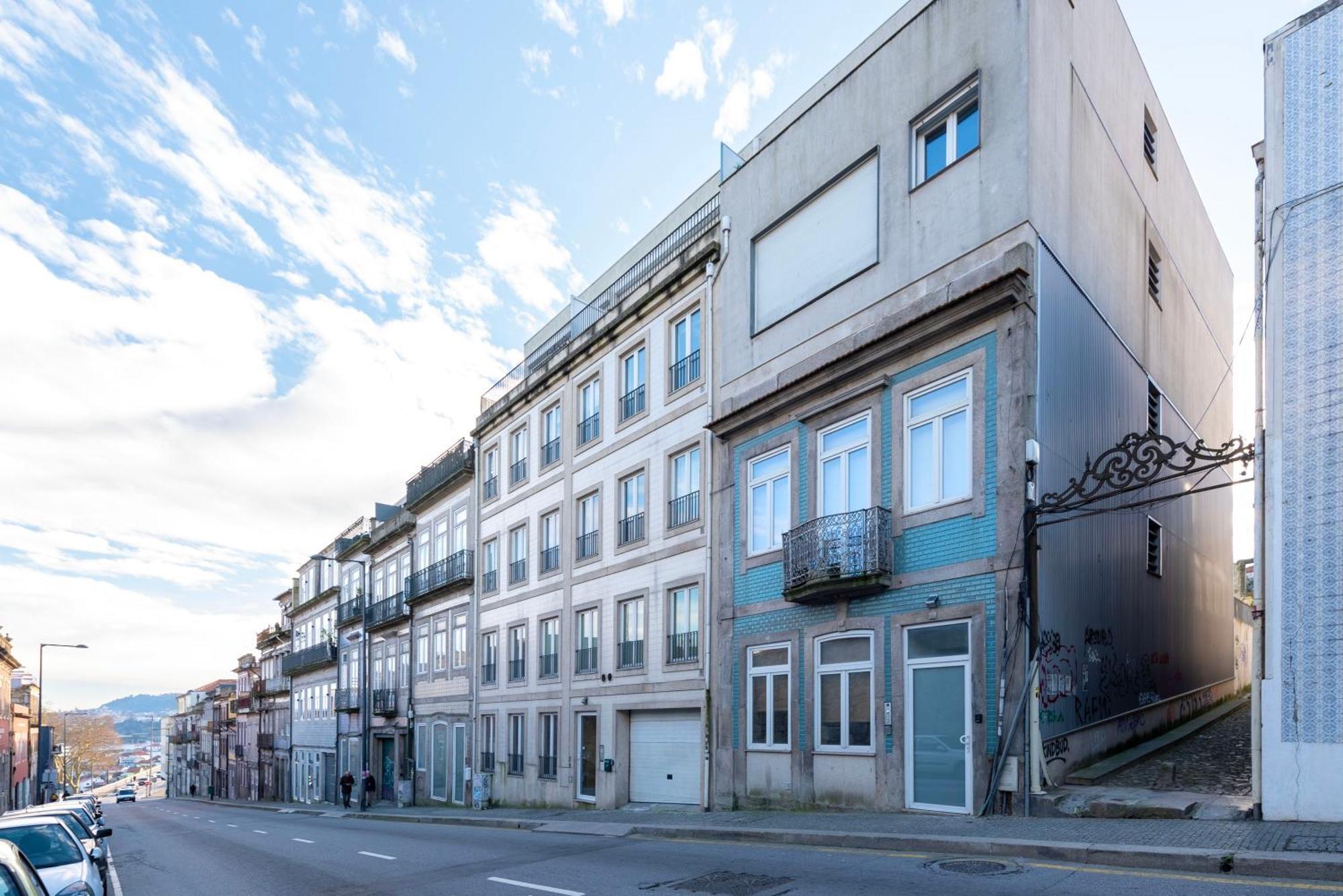 Appartamento Joivy Olimpio Studio In The Heart Of The City OOporto Esterno foto